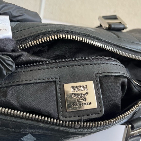 MCM Black Satchel - Picture 14 of 14
